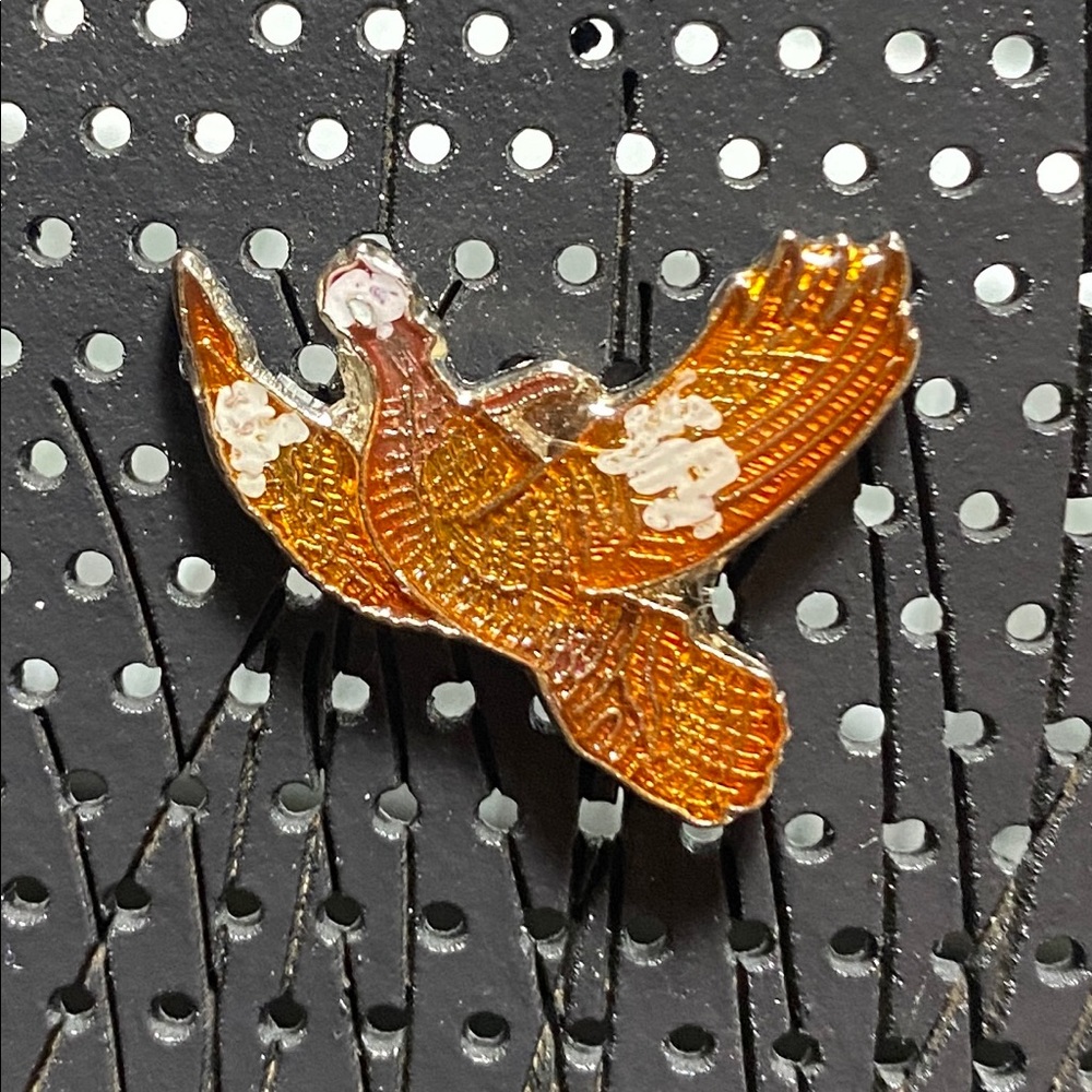 1 Bird Enamel Pin with secure pin back